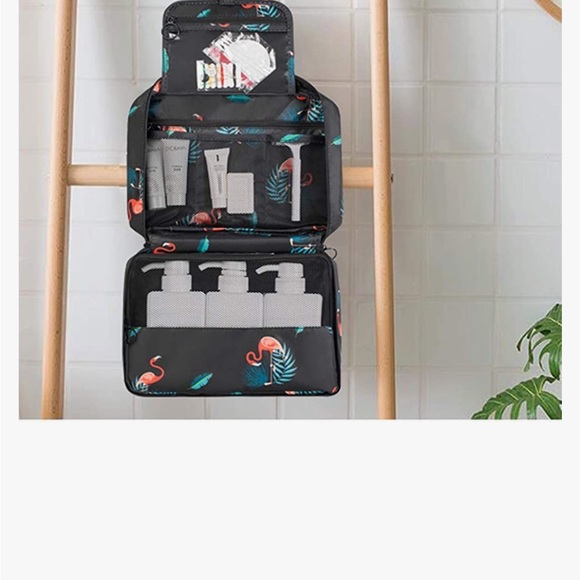 Booeen Travel Hanging Toiletry Bag with Pink Flamingo 🦩 Print NWT - Picture 7 of 10